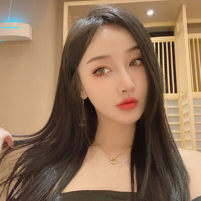 女头
诗梦瑶自截