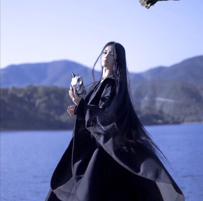 -月上飞花-