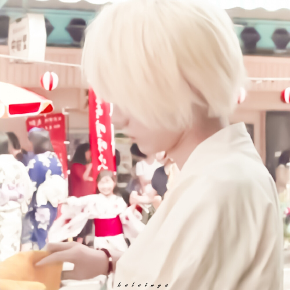 溺水小刀 “白昼堂々と君を愛してると認めるよ”
看简介
修©xooy
原截©方佳妍