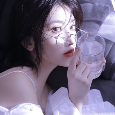 自截女头
干净
源ks素素不想吃饭