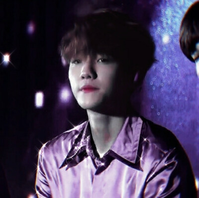 ' 要记得把全部的光和热，留给我爱的人。
我的爱人。