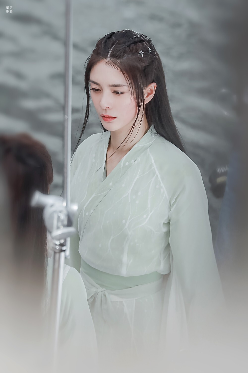 傅菁｜左青鸾
cr.稚気｜Jinna傅菁个站