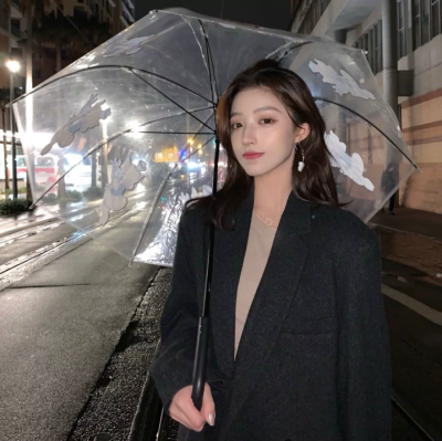 这个人也许永远不回来了，也许明天回来。