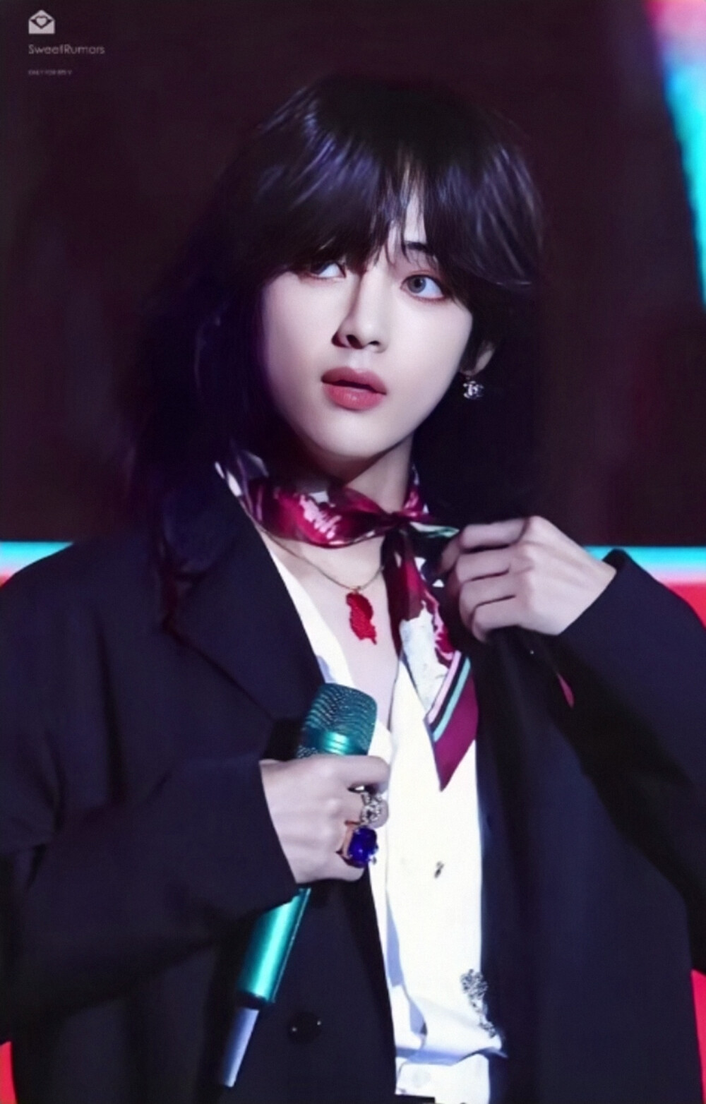 世首帅大人金泰亨的长发照拿图评论