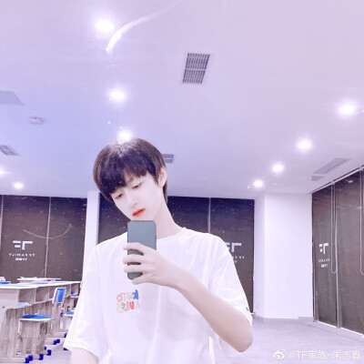 滤镜快点易眠笙
禁二改，二转
抱图dd