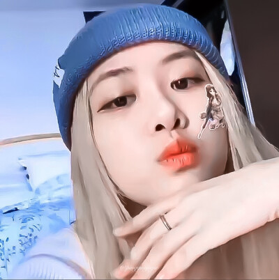 
▪️Rosé朴彩英
