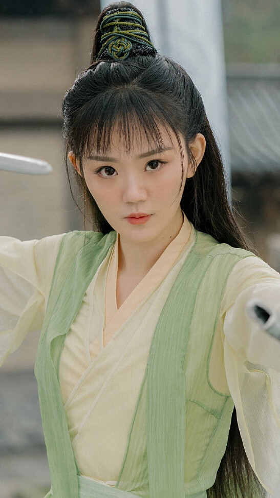 且听凤鸣黄鹂杨晗