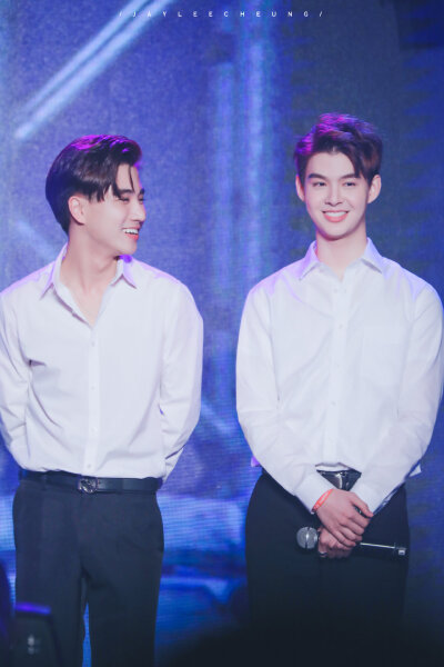 王俊勇黄明明perthsaint
眼睛里有小星星
20190113LBC香港见面会