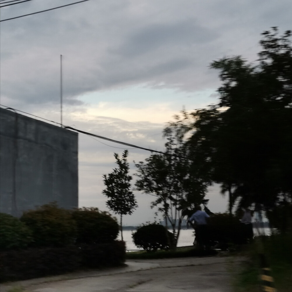 看简介
配图套图背景图片
二传注明dt渝州俊生or蒋以陌