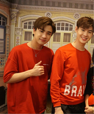 王俊勇黄明明perthsaint
遇见你们是故事的开始，走到底是余生的欢喜