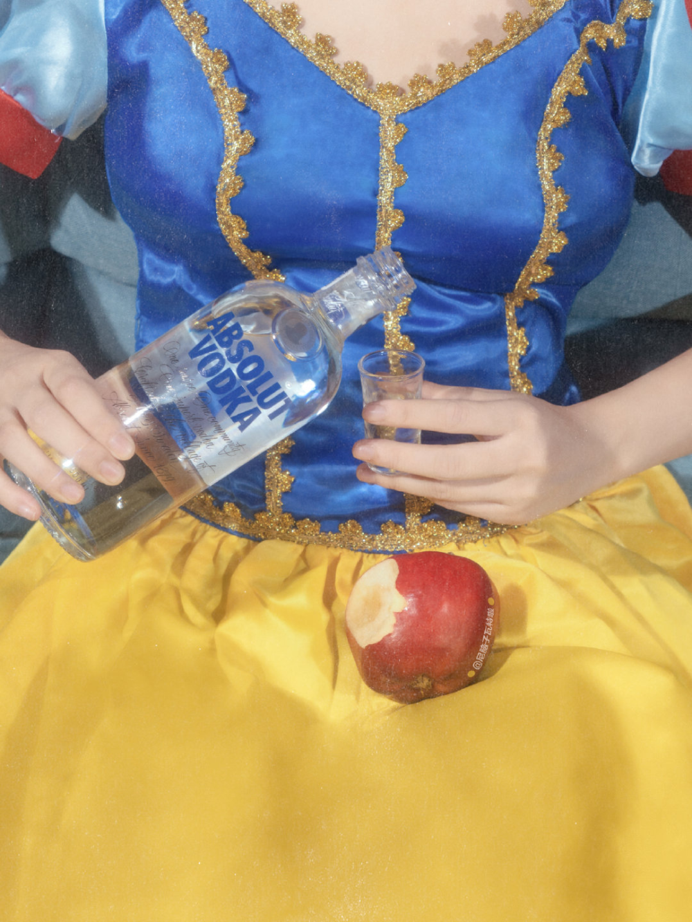 
朝 九 晚 五
cr:尼脑子瓦特啦