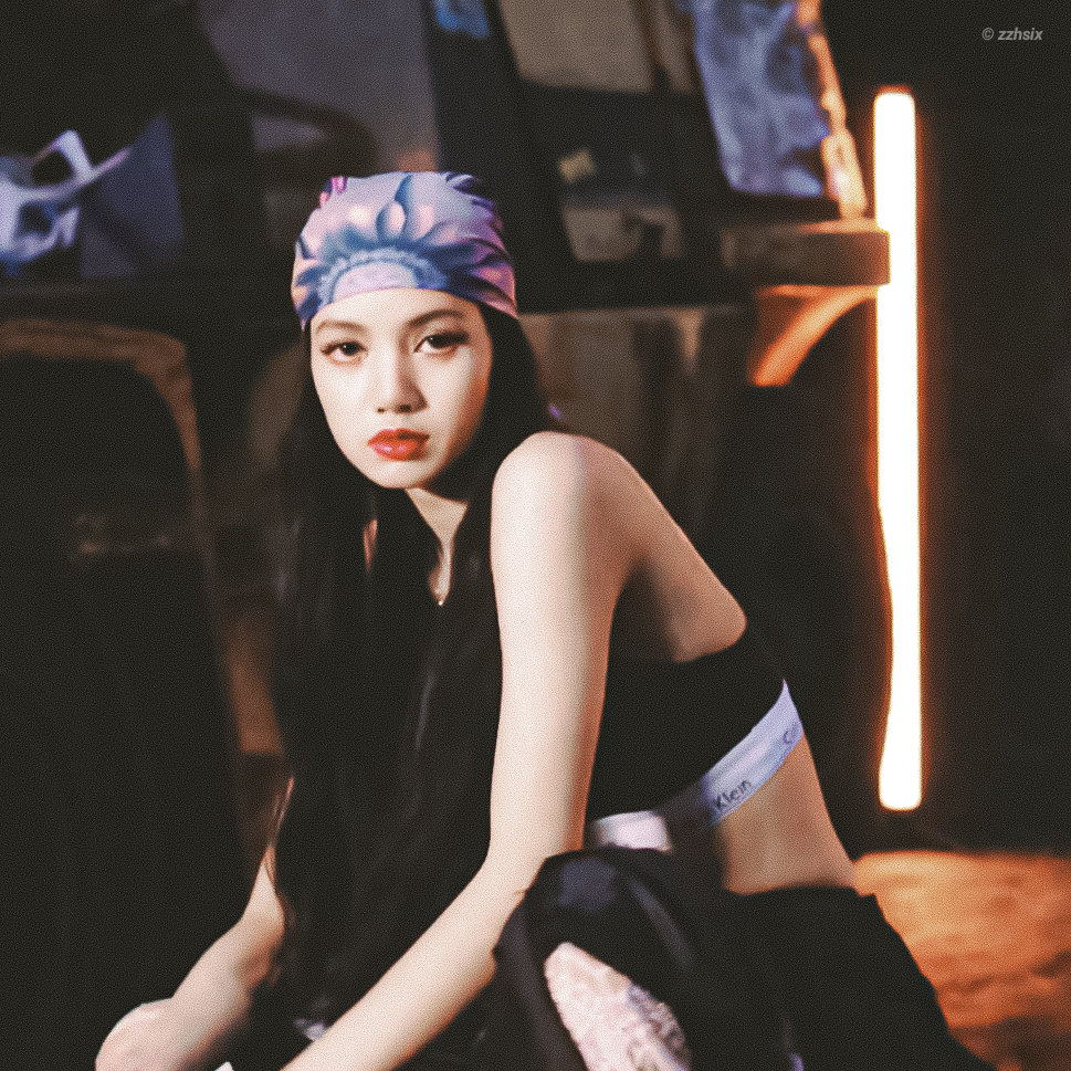 LISA
是小野猫[跪了] II 点击查看原图