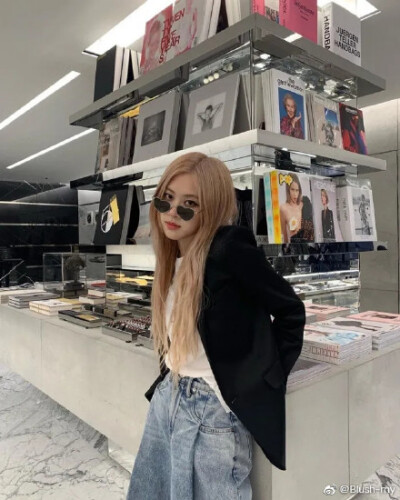 BLACKPINK Rosie朴彩英