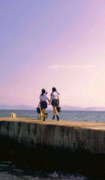 壁纸
未知出处.