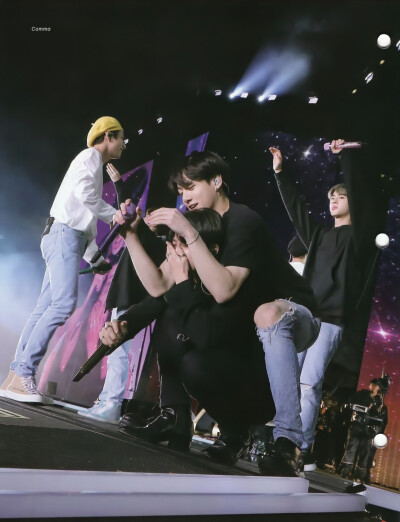 防弹少年团
BTS