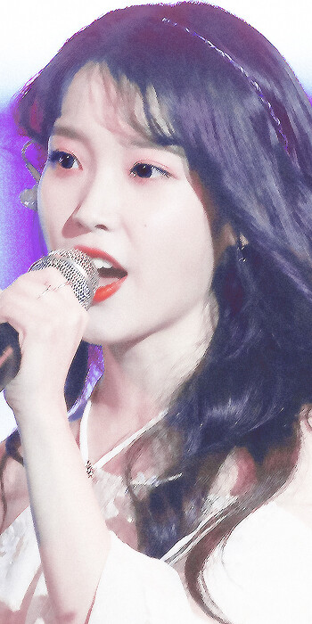 李知恩 IU ©momo_o93 