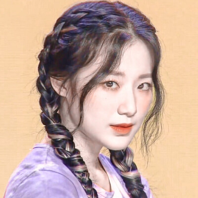 叶舒华
原截许秋泽
二传标注©闵一一/小野芥子