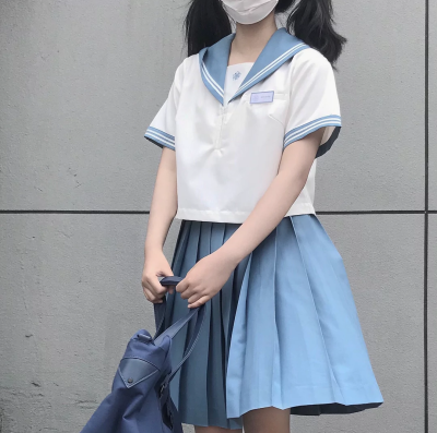 jk制服女生头像 