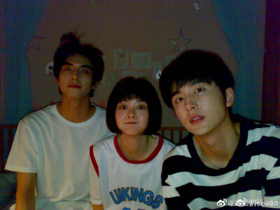 张新成头像
图片来源VB超话
拿图关注
