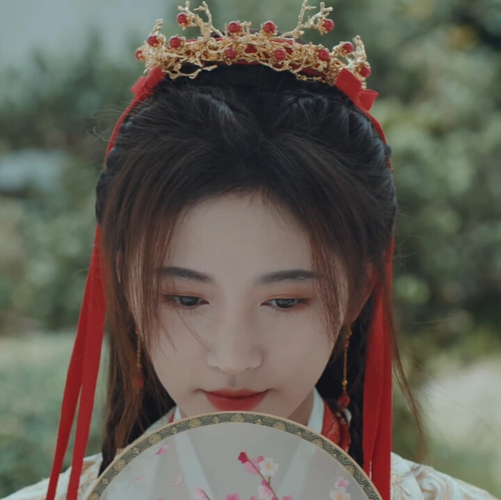 鞠婧祎可二改
二改标明顾雨曦