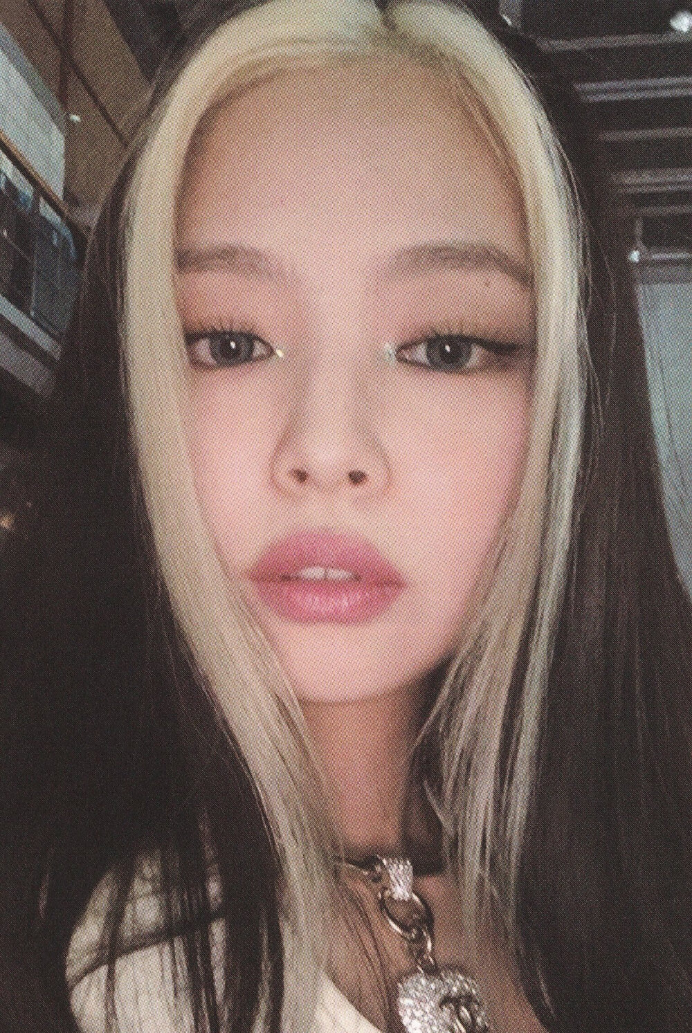 金智妮 JENNIE