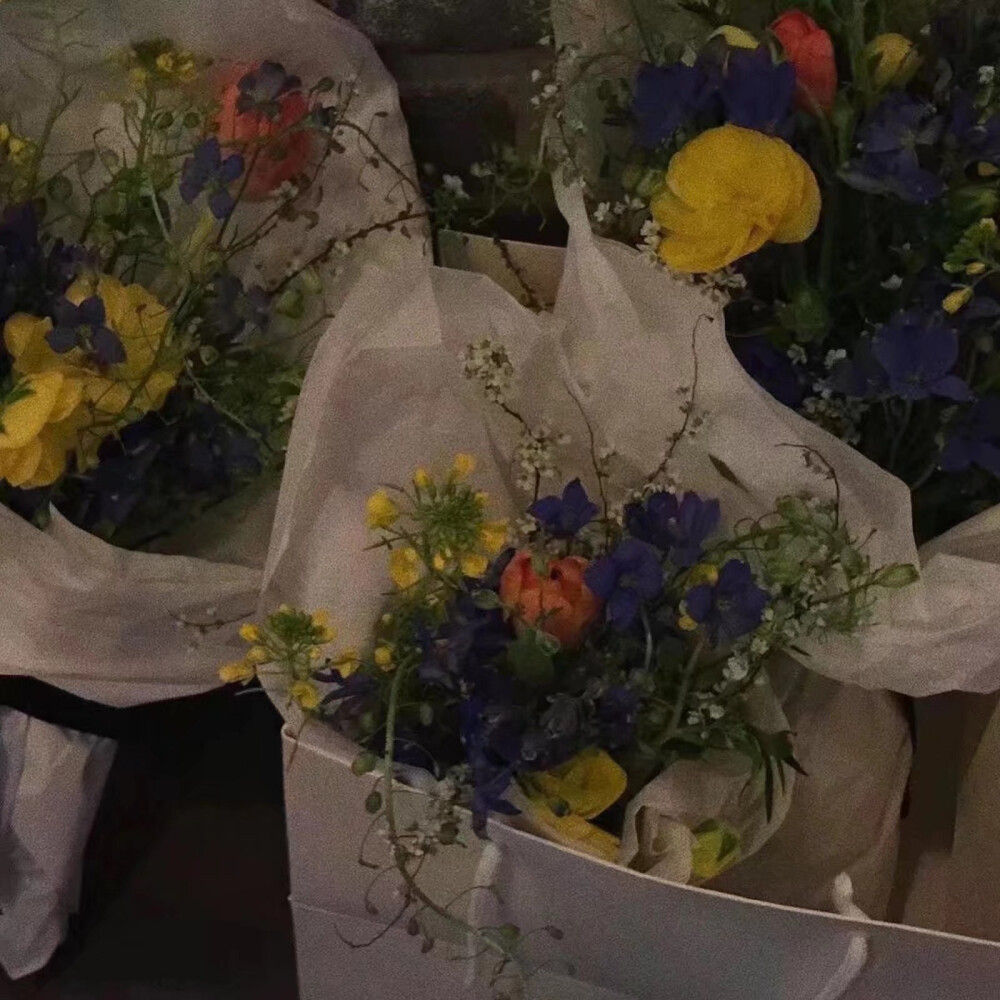 我可以淋雨抱你你别撑伞逃走