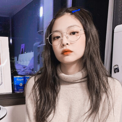 金智妮Jennie
cr:雾礼
樁樱
禁二改，二传标明池玧