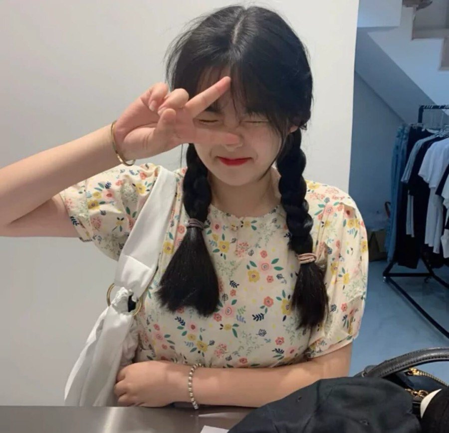 ɪ ʜᴏᴘᴇ ʏᴏᴜ ɪ ʜᴏᴘᴇ ʏᴏᴜ ᴀʀᴇ ʜᴇʀᴇ ғᴏʀ ᴍᴇ .
我希望你是为我而来。