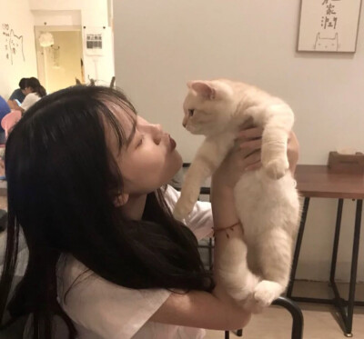 ɪ ʜᴏᴘᴇ ʏᴏᴜ ɪ ʜᴏᴘᴇ ʏᴏᴜ ᴀʀᴇ ʜᴇʀᴇ ғᴏʀ ᴍᴇ .
我希望你是为我而来。