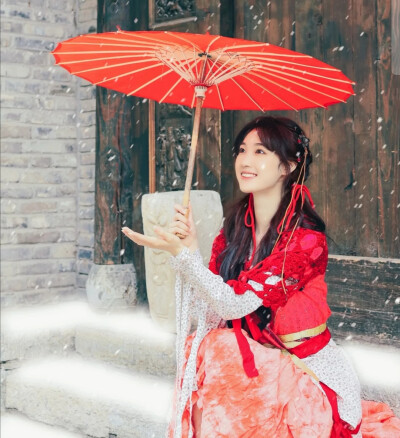 雪落凡尘，一见倾心