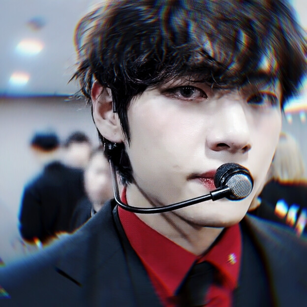 “今晚过后你还会来找我吗”
©陈元