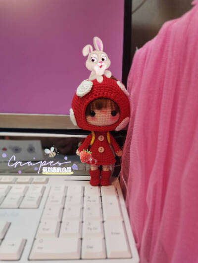钩针玩偶娃娃挂件
棒棒哒！！