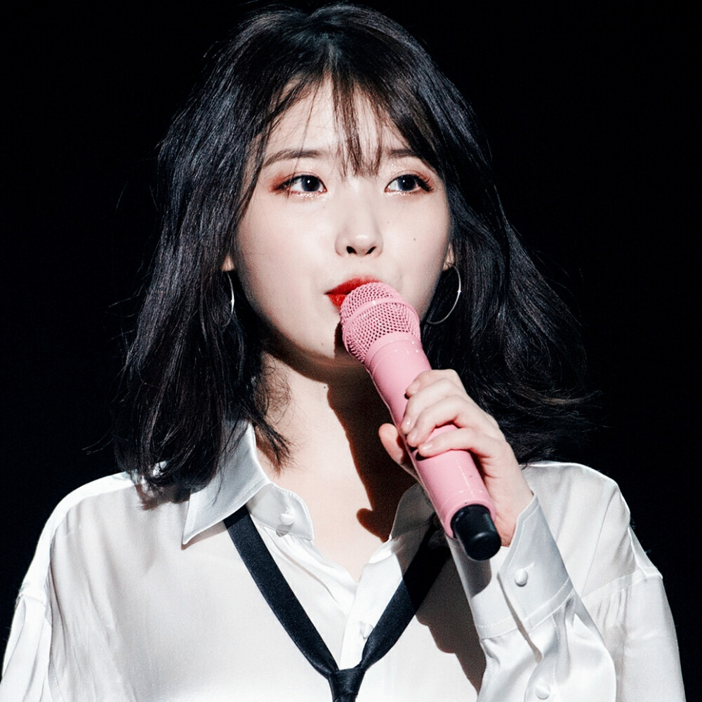 cr.Moonlight_iu