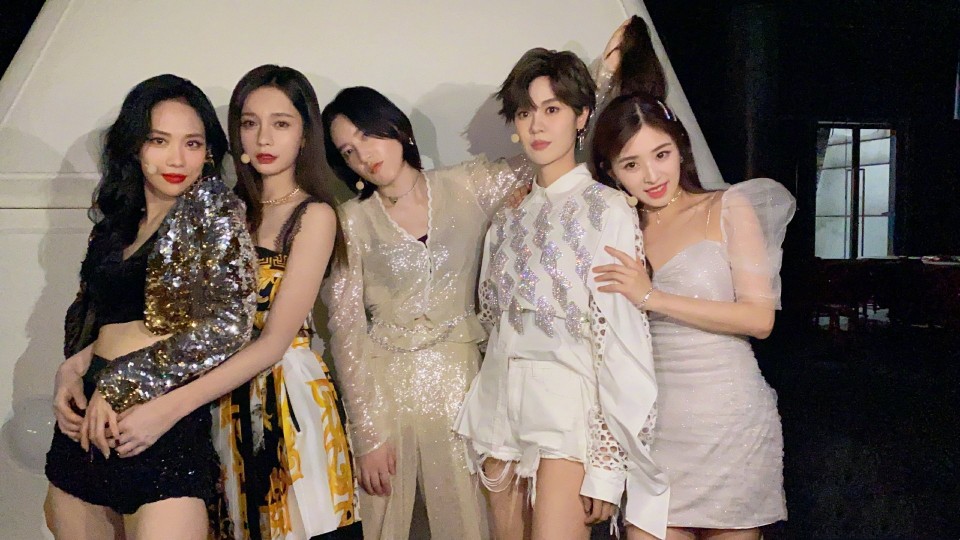 王霏霏 沈梦辰 李斯丹妮 郁可唯 张含韵