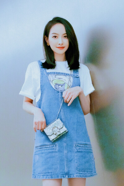 宋茜/自修/壁纸