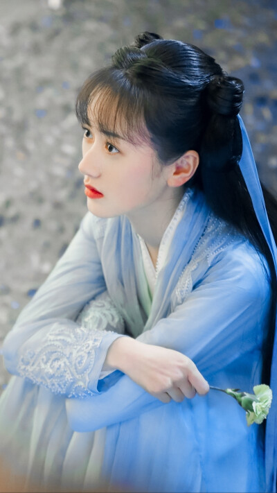 琉璃
cr:市井浪漫