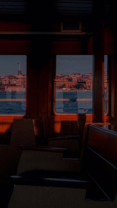 遇见是开始却也是离开的倒计时。 ​​​