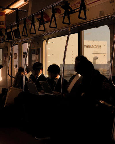 遇见是开始却也是离开的倒计时。 ​​​