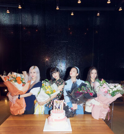 BLACKPINK高清合照