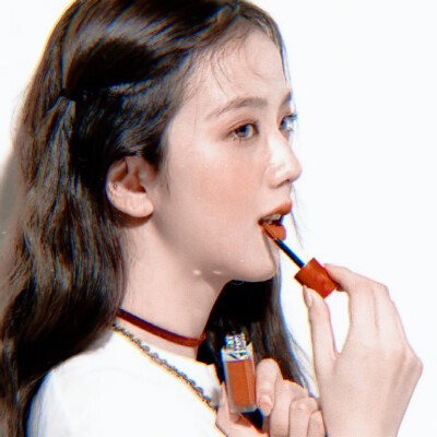 
JISOO & Lipstick