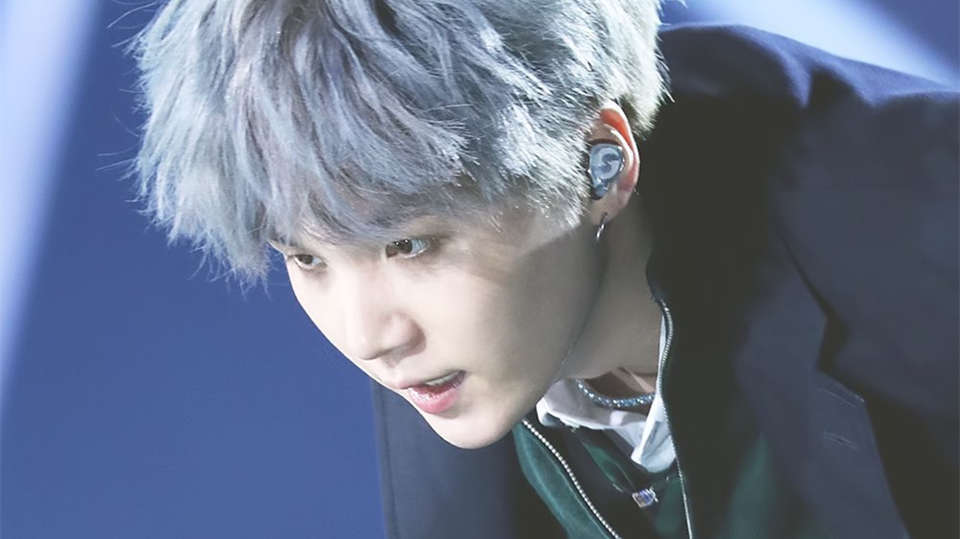 【橙光】绮丽之歌
闵玧其素材①