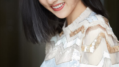 橙光女主素材
使用收藏dd标明宋嘉嘉