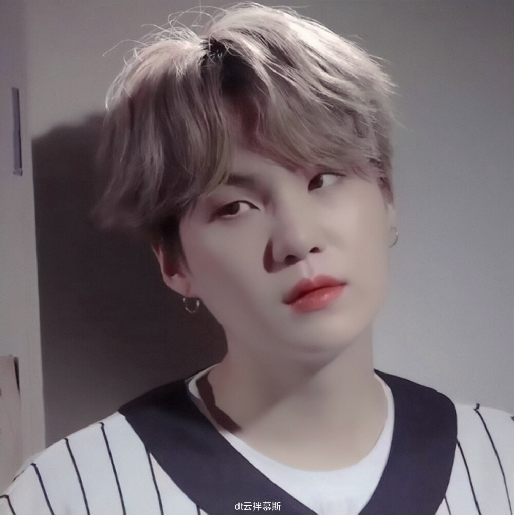 闵 玧 其
©边溺
原D7qy