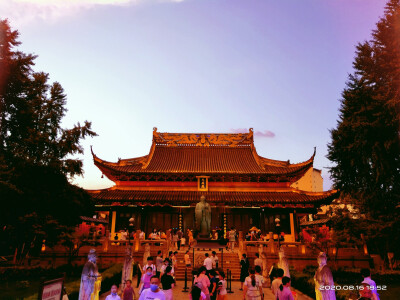 南京
2020.08.16－08.18
夫子庙 总统府