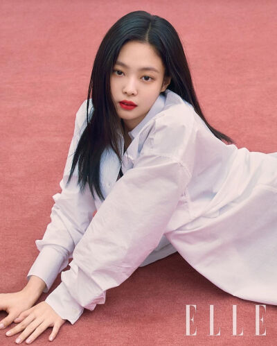 金智妮 JENNIE