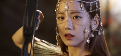 Lisa 金智妮 金智秀 朴彩英 可二改