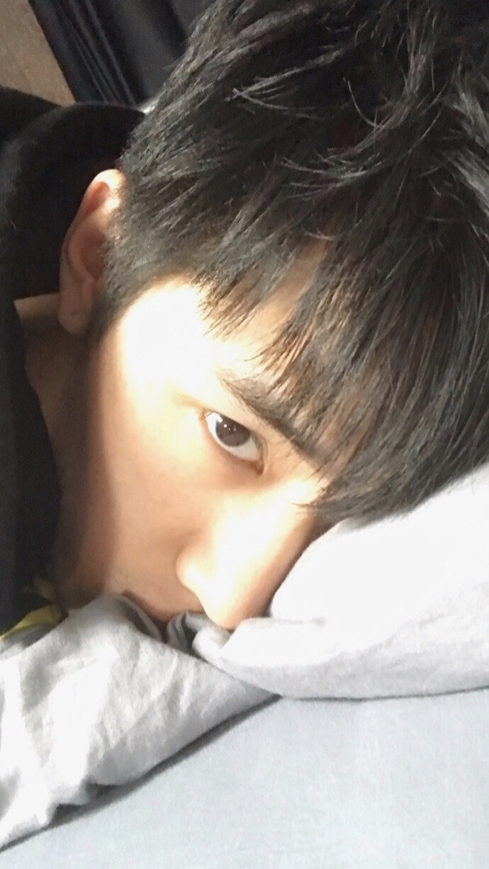 男朋友(๑°3°๑)