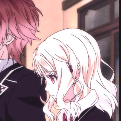 小森唯 小森ユイ
Komori Yui
逆卷绫人 逆卷アヤト
Sakamaki Ayato、