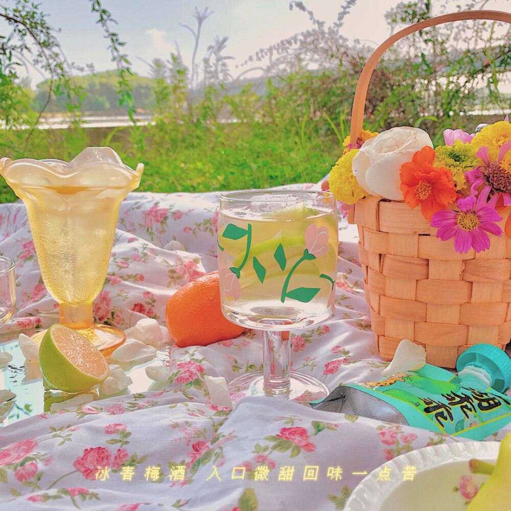 温柔暮夏 黄昏微醺野餐 | 日常滤镜调色
©️hey.juice