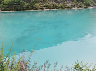 蓝月湖 QQ名片背景